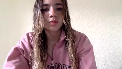 majo_gomezz online show from July 9, 5:50 pm