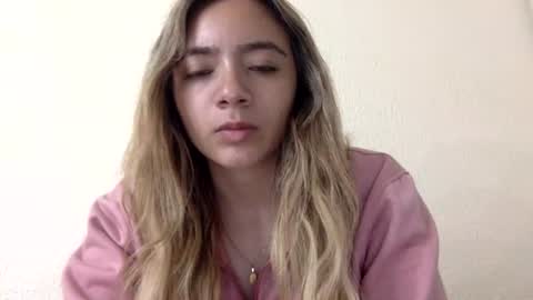 majo_gomezz online show from July 28, 11:59 pm