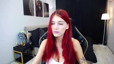 Chloe online show from October 7, 3:35 am