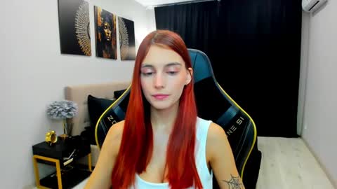 Chloe online show from June 13, 3:50 am