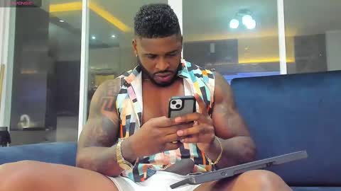 Makonnen online show from February 19, 3:28 am