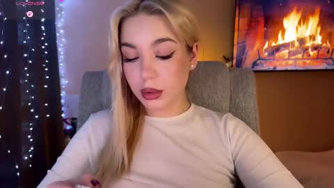 maksisisia online show from January 9, 2:55 pm