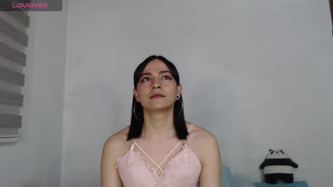 Mariapau online show from June 17, 2:33 pm