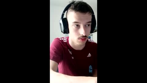 male20y online show from June 3, 9:12 am