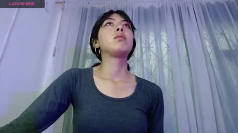 malejacs01 online show from November 15, 12:40 pm