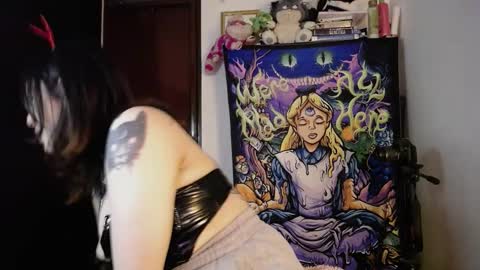 Alice Asylum online show from December 15, 2:18 am