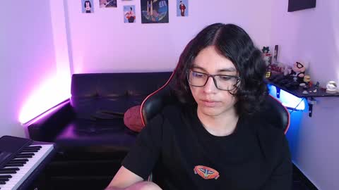 Malik  online show from February 7, 5:18 pm