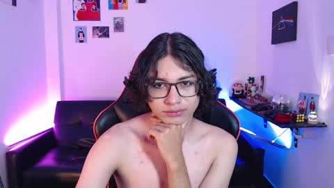 Malik  online show from December 23, 6:05 pm