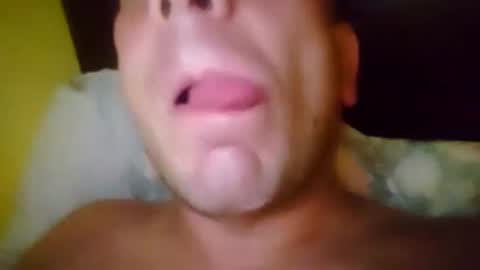 Snapshot of malinowy85 chatting on February 27, 11:06 am malinowy85 online show from February 27, 11:06 am