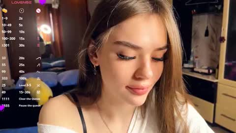 Jinny online show from March 23, 3:39 pm