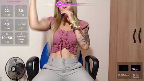 Malory  online show from February 20, 9:42 pm