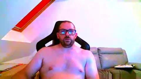 breton online show from September 9, 7:58 pm