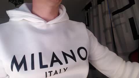 malvolamont online show from March 7, 6:08 pm