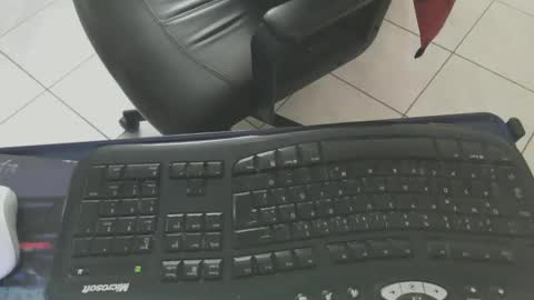 maly246 online show from February 1, 8:33 am