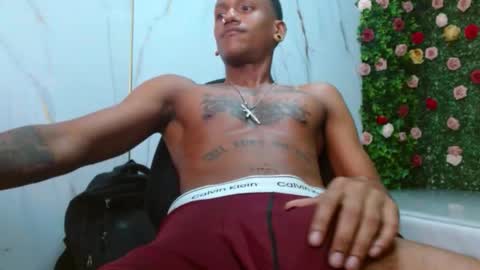 man_san11 online show from December 15, 8:27 pm