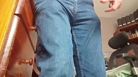 Snapshot of mandrawhore chatting on October 22, 11:23 am mandrawhore online show from October 22, 11:23 am