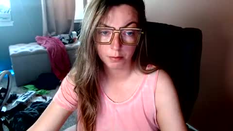 MandyBabyXXX online show from June 16, 6:45 pm