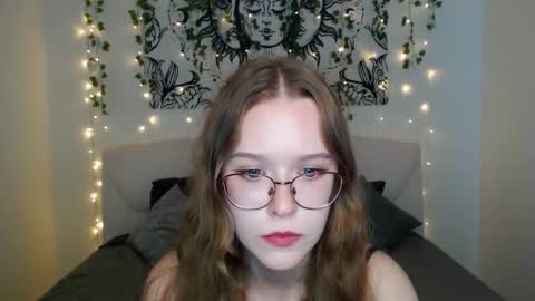 Snapshot of mandymilson chatting on September 18, 3:05 pm Mandy online show from September 18, 3:05 pm