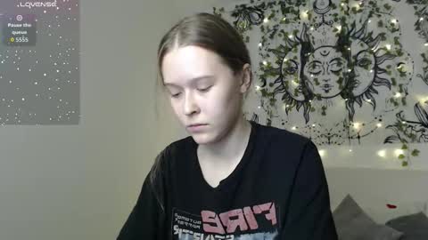 Snapshot of mandymilson chatting on October 10, 3:07 pm Mandy online show from October 10, 3:07 pm