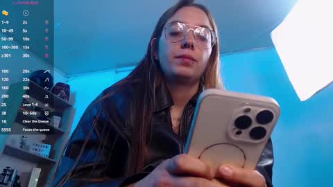 Danny online show from November 3, 3:07 am