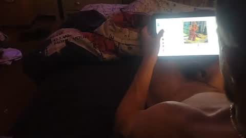 manlikesolo online show from June 14, 2:35 am