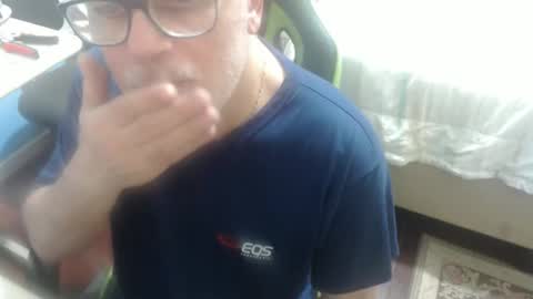 manotcheblu online show from October 31, 12:55 am