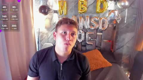 Manson and Zoe online show from April 18, 3:03 pm