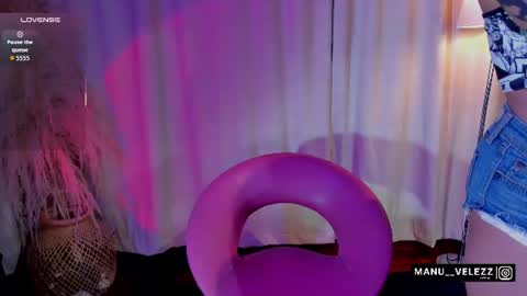 manu  velezz   Help me to get to 100 thumbs ups Tip 25tks  Rate me  online show from July 22, 5:42 am