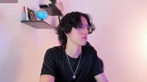 Manuel online show from October 5, 3:04 am