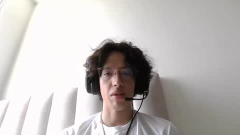 Manuel online show from March 4, 4:48 pm