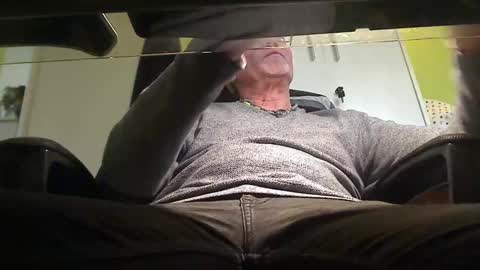 Snapshot of manufocus chatting on February 2, 1:08 pm Manu online show from February 2, 1:08 pm