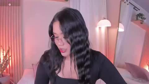 Mara  online show from March 5, 7:45 pm