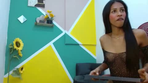 Snapshot of mara_summer chatting on February 21, 9:43 pm Mara 3 online show from February 21, 9:43 pm