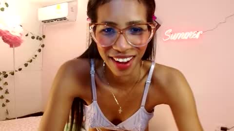 Snapshot of mara_summer chatting on September 26, 2:03 pm Mara 3 online show from September 26, 2:03 pm