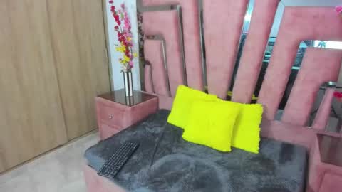 Marakarly online show from February 5, 8:12 pm