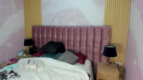 maralinette22 online show from February 12, 11:47 am