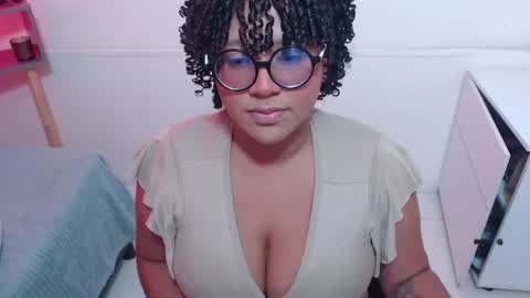 Mara Silk online show from July 4, 2:59 am