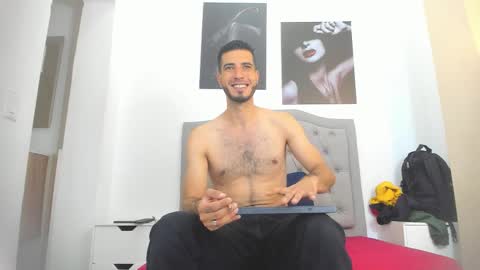 Marc Ruffalo online show from March 4, 11:29 am