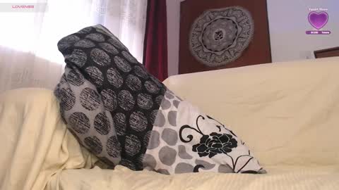 Snapshot of marceline_uu chatting on September 27, 9:12 pm M A R C I online show from September 27, 9:12 pm