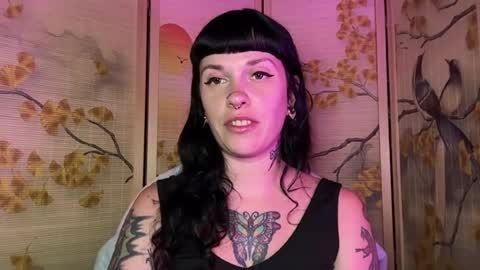 MarcelineAltaria online show from June 15, 4:48 am