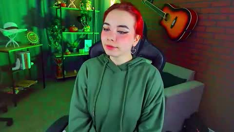 MarcelineChi online show from December 4, 11:10 am