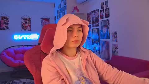 MarcelineChi online show from February 13, 6:39 am