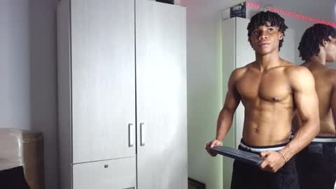 Snapshot of marcelo_dosantos77 chatting on October 15, 9:15 pm MARCELO online show from October 15, 9:15 pm
