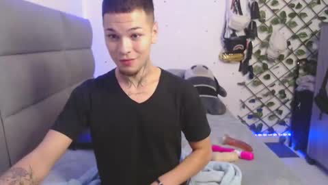 Snapshot of marcelo_m1lk chatting on October 25, 5:41 am marcelo_m1lk online show from October 25, 5:41 am