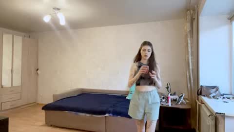 Mari online show from June 13, 1:10 pm
