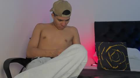 marcus_moreno online show from April 1, 12:44 am