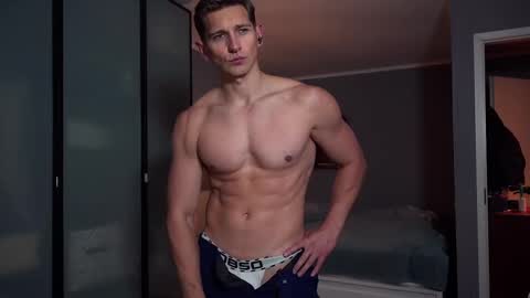 Marcus Diamond  online show from October 27, 4:18 pm