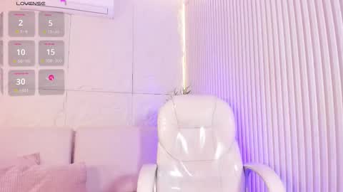 Marelyn online show from March 24, 11:38 am