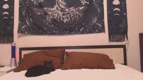 Margaret online show from March 10, 5:29 pm