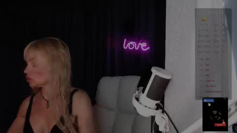 Margoo online show from July 30, 4:02 am